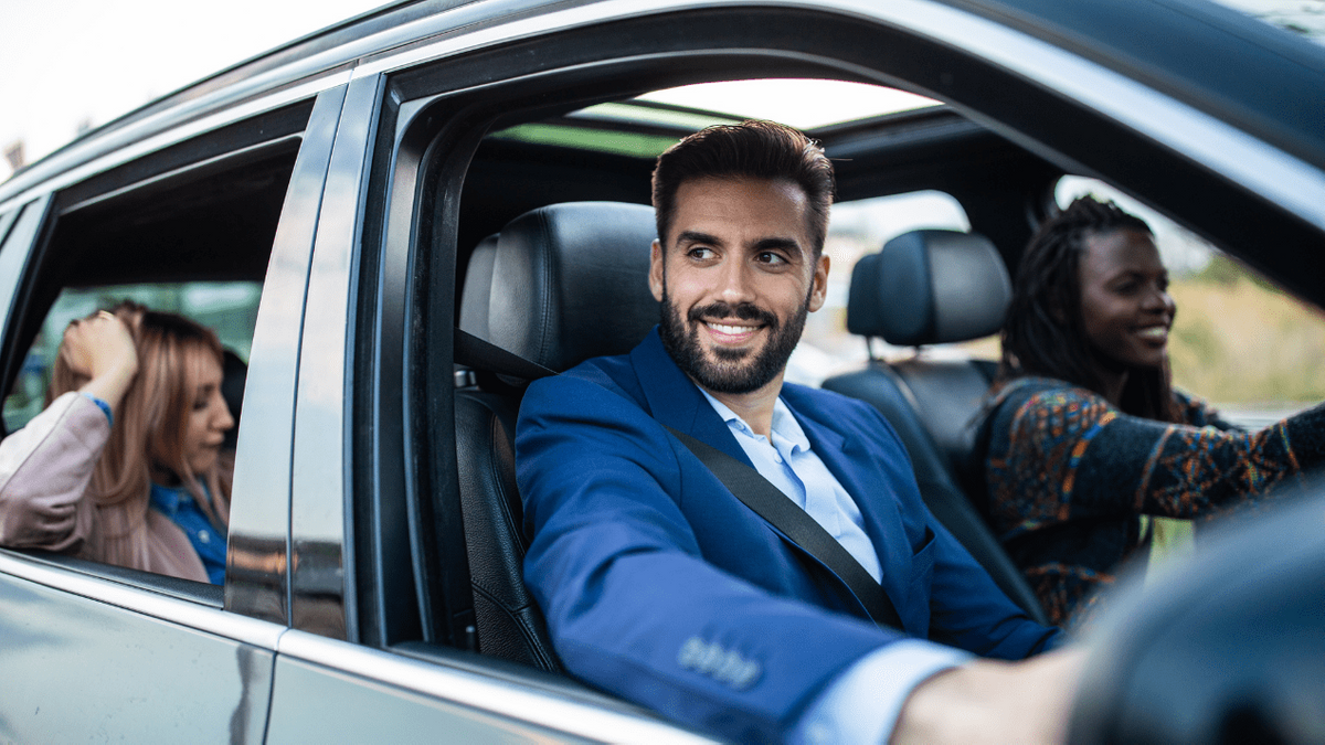 Große Fahrzeugauswahl von Kleinstwagen bis Lieferwagen bei Sixt Neuwagen