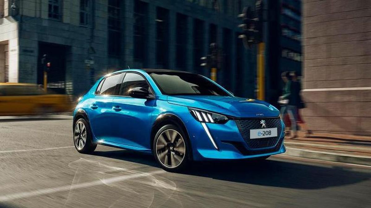 Peugeot-e208-blau-elektroauto