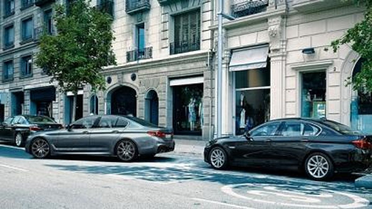 BMW Parkplatzassistenz bmw connected drive