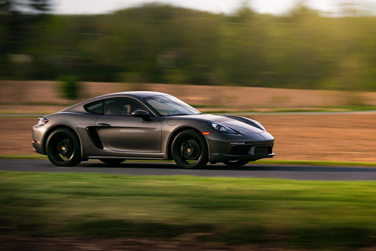 porsche-geschwindigkeit-auto-cayman